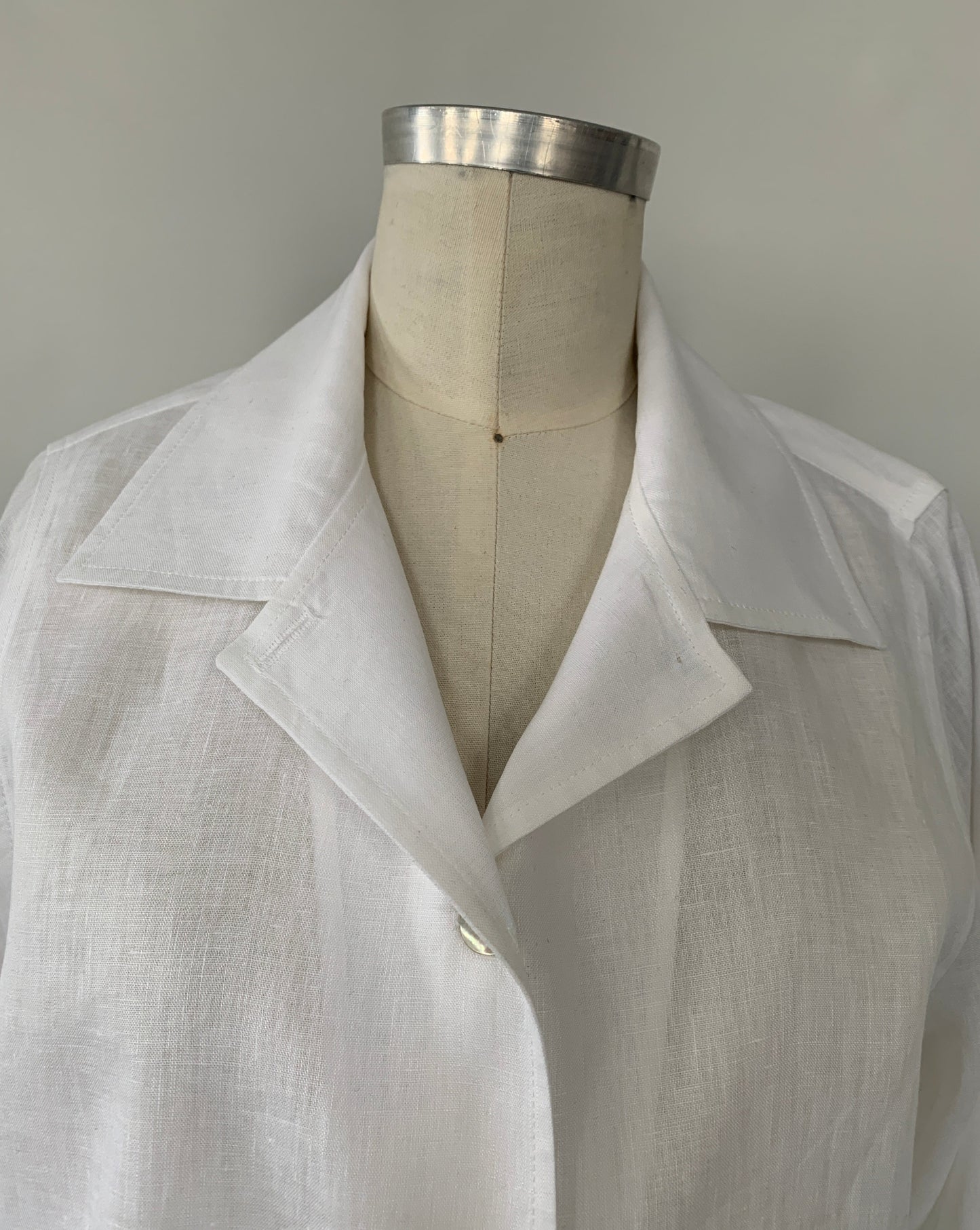 Linen Shirt with Cuff (White) Notch
