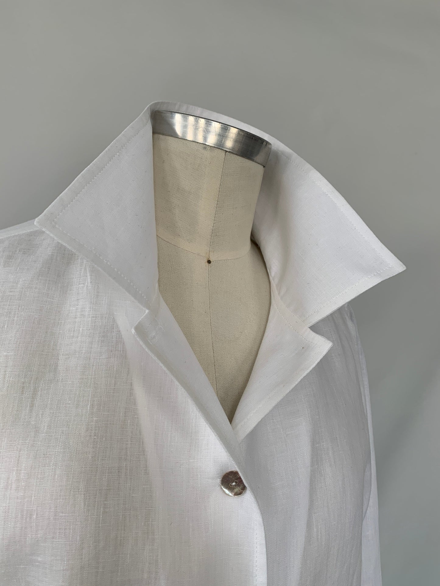 Linen Shirt with Cuff (White) Notch