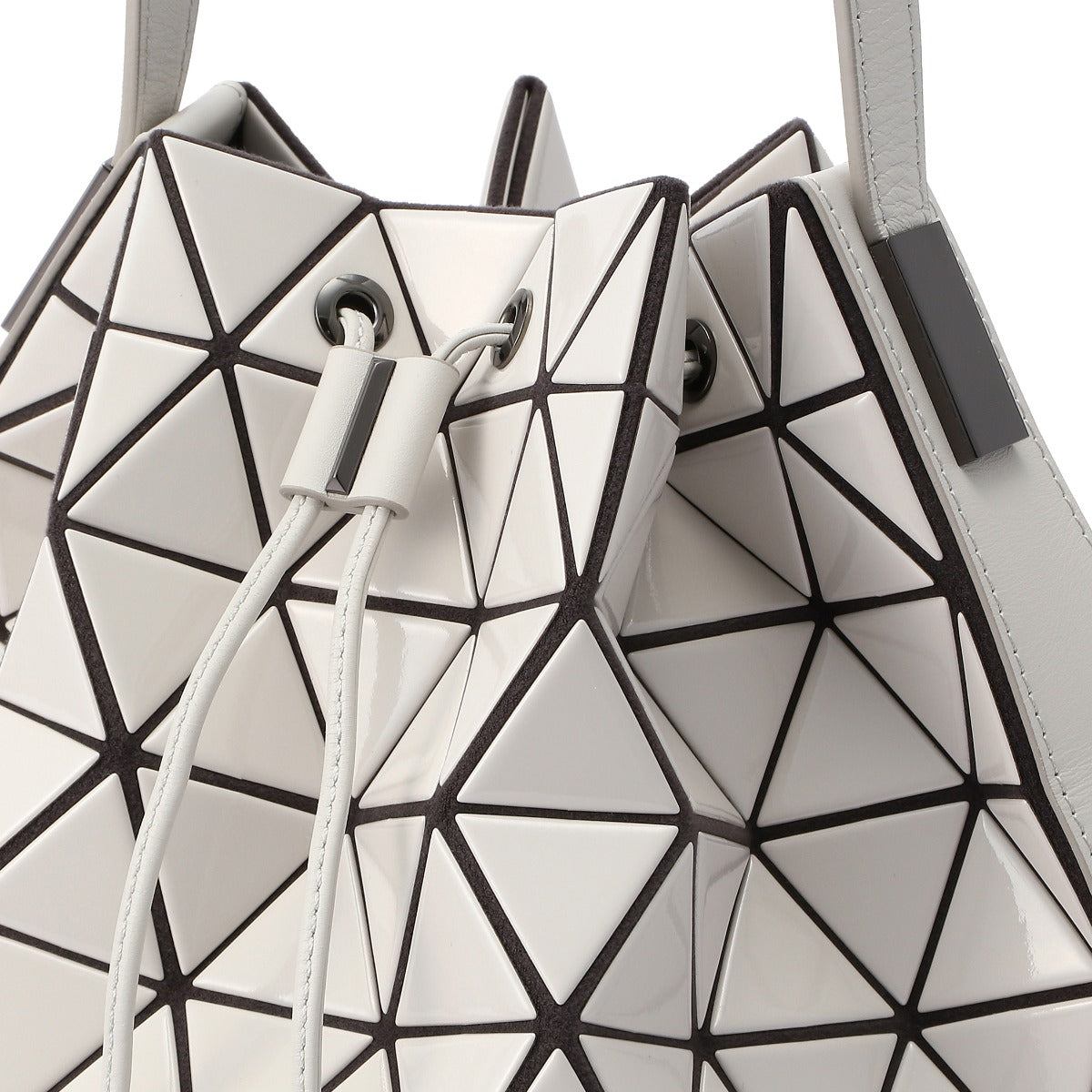 Lander Crossbody Bucket Bag Large