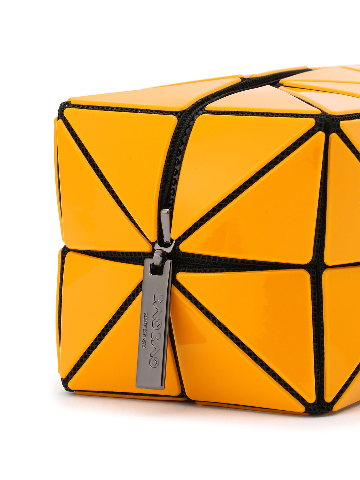 Lucent Gloss Pouch