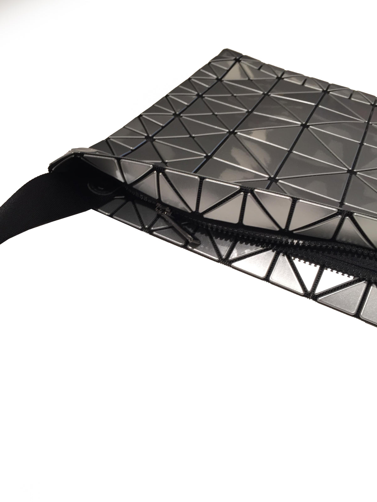 Ratio Crossbody